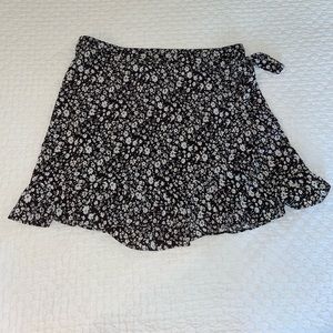LA Hearts Floral Wrap Skirt
